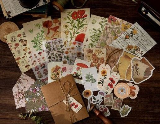 Набір Крафтового Папіру та Наліпок в Конверті "Retro Material Pack I"  30 шт. 400431 фото